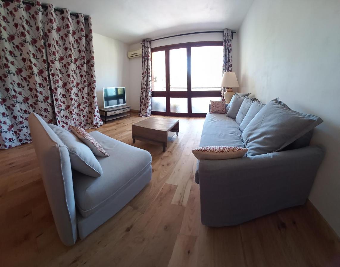 Loft Climatise "La Pinede", 50 M2, Tres Calme, 5 Mn A Pied Des Plages, Lit King Size Ла-Сейн-сюр-Мер Экстерьер фото